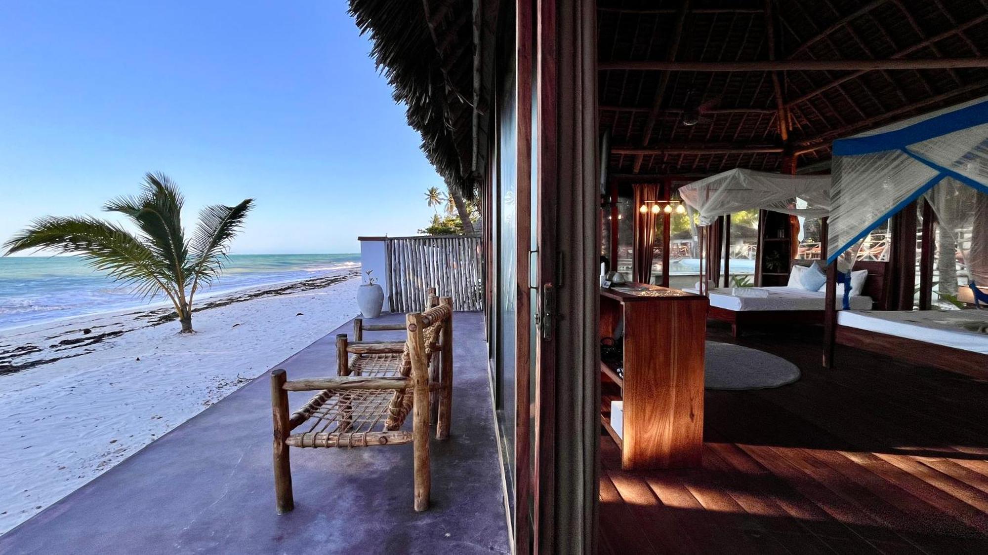 Tiki Beach Club & Resort (Adults Only) Bwejuu Exteriör bild